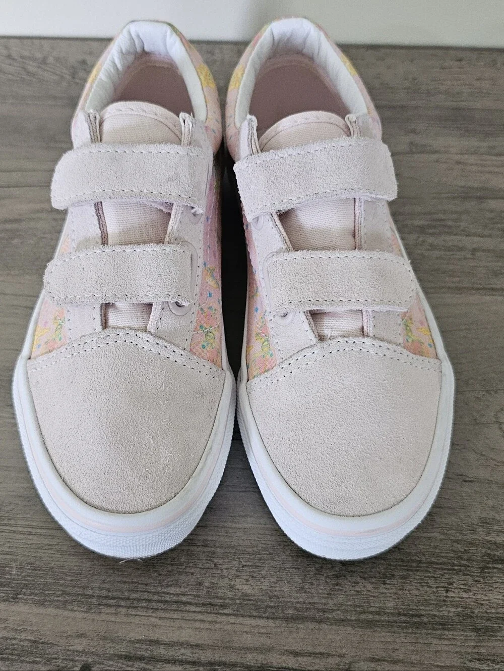 Vans Kids Pale Pink Velcro Sneakers with Pastel Print Girl Size 2